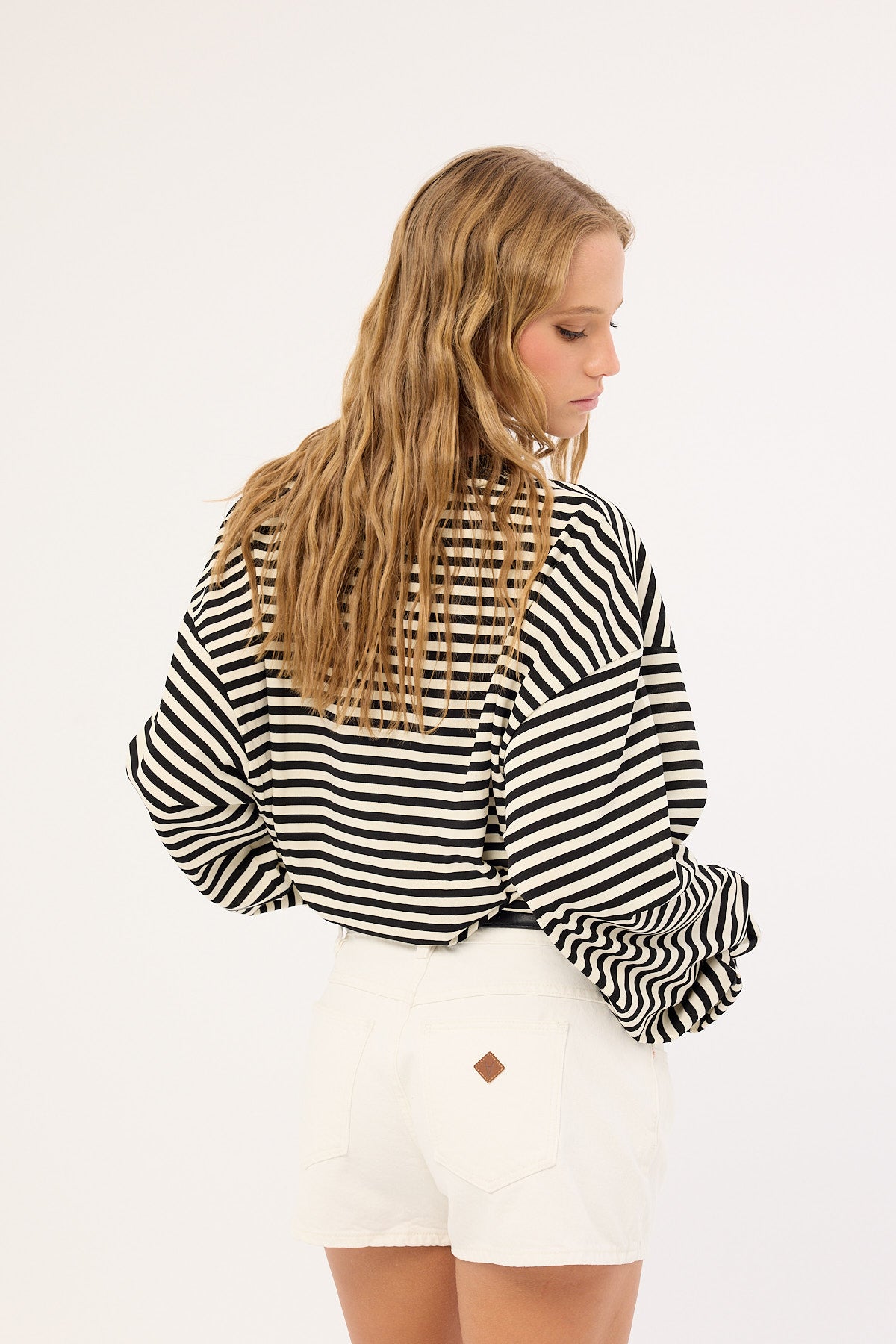 Abrand 95 Relaxed Short White