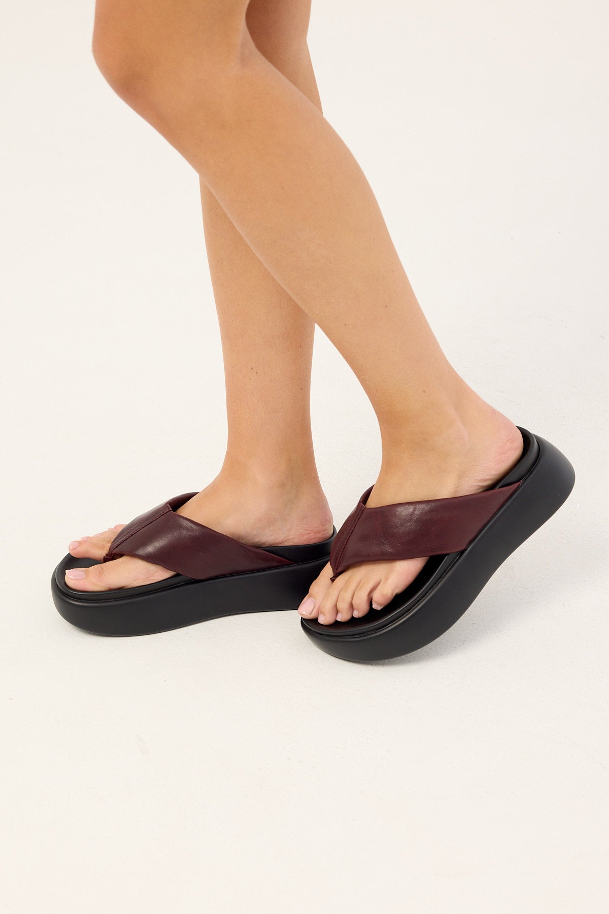 Cullen Burgundy Oily Leather