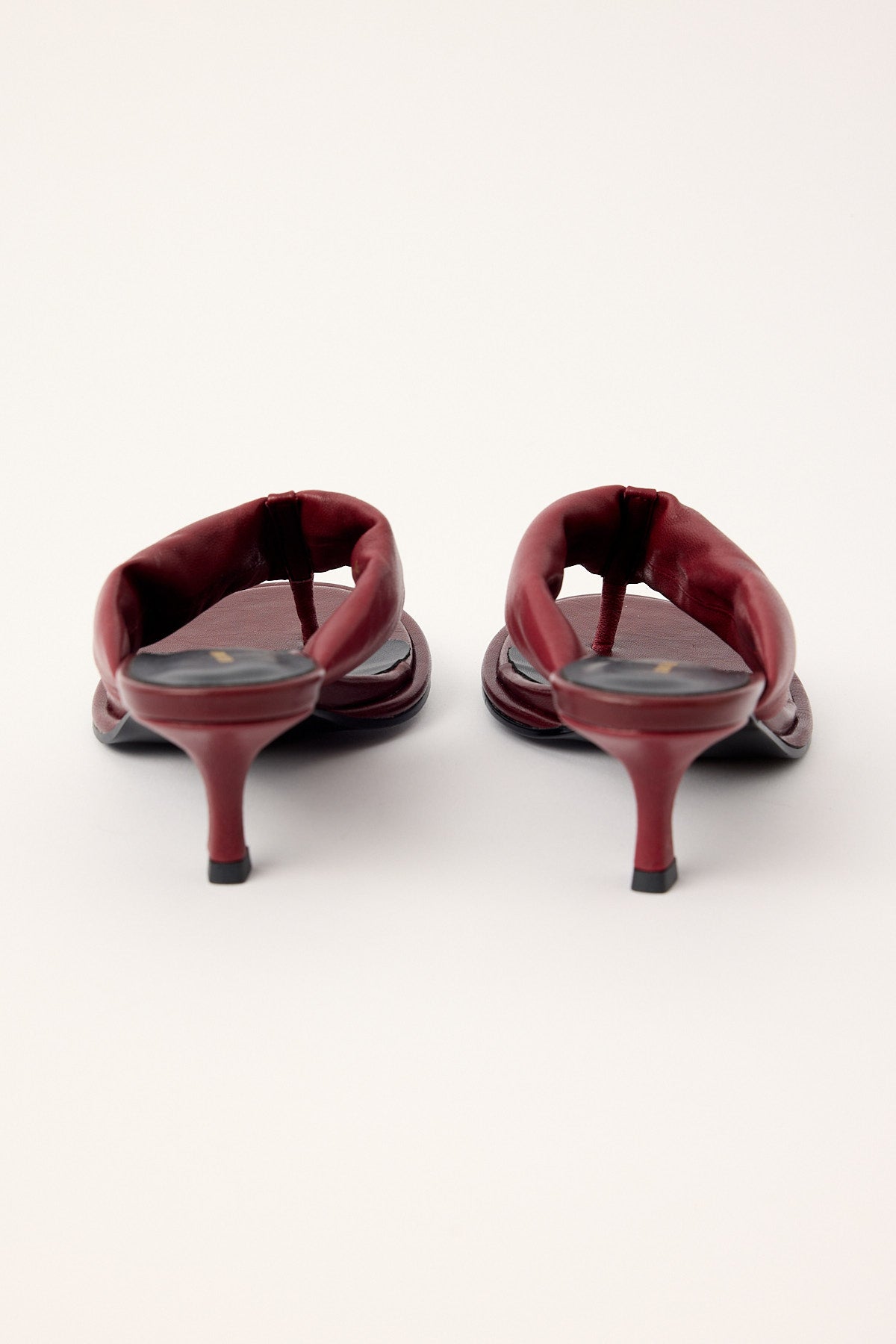 Aji Burgundy Leather