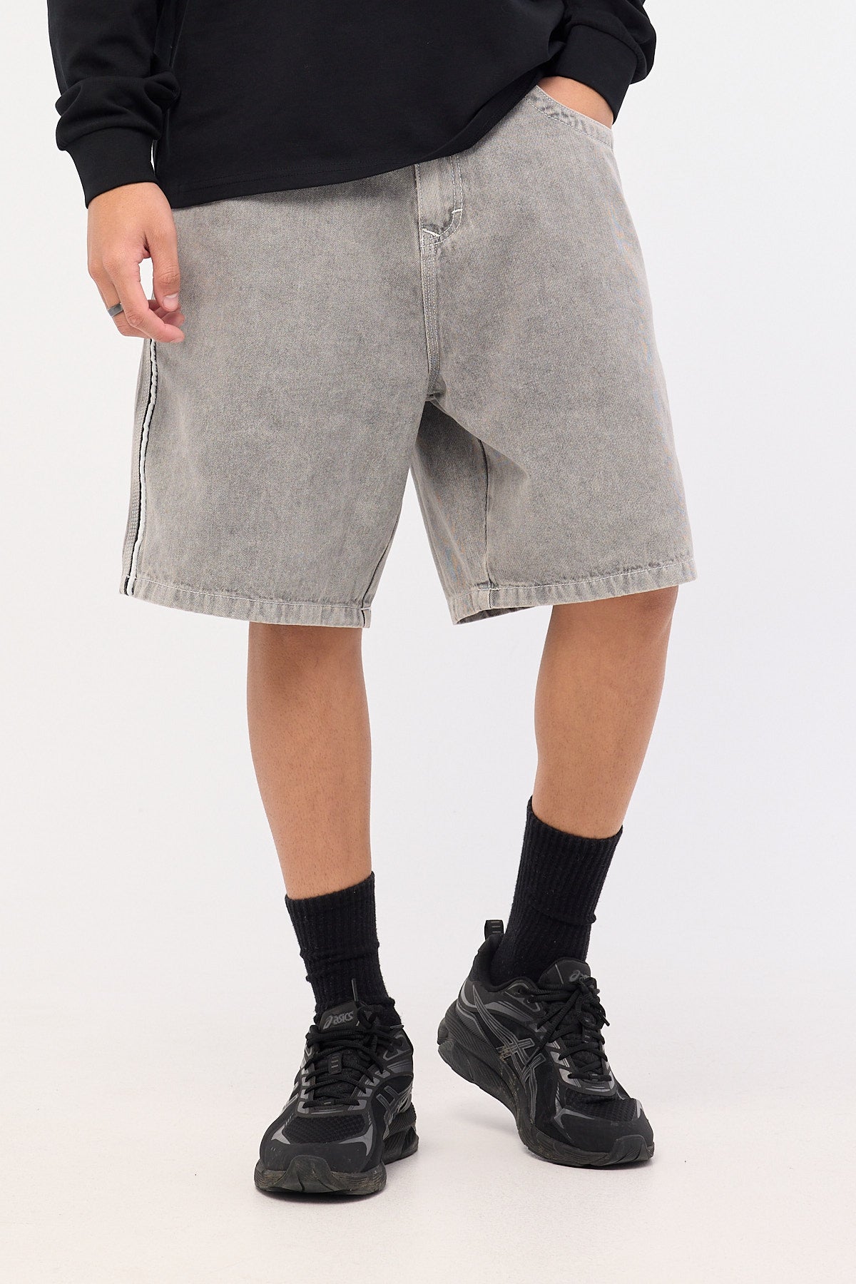 Rusty Turbo Daddy Baggy Jort London Summer