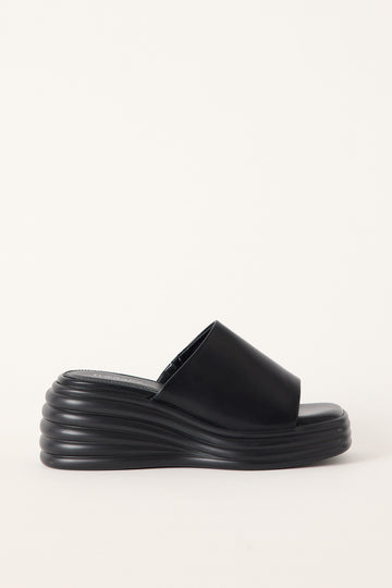 Therapy Flaunt Wedge Slide Black