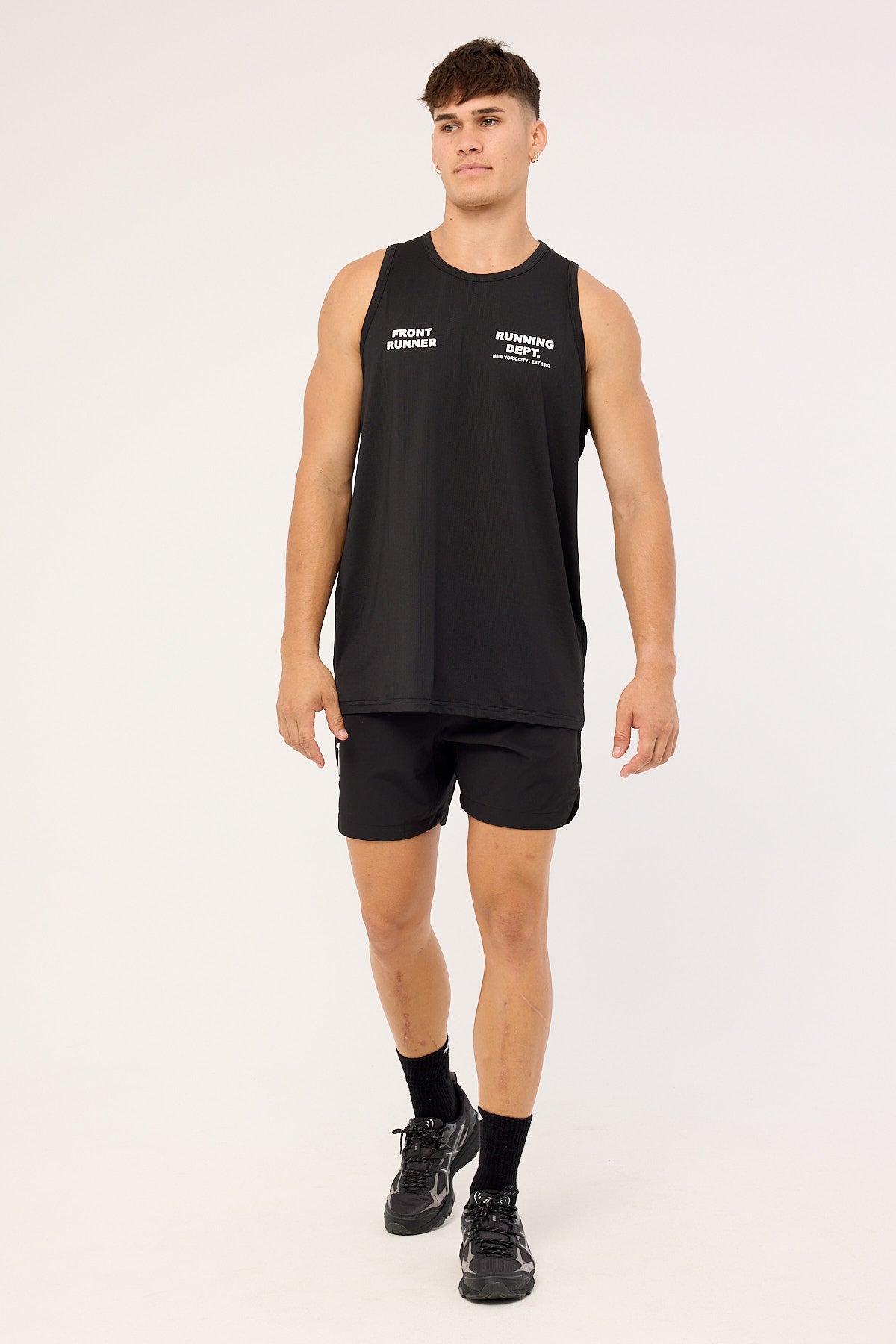 Front Runner Fracture Short Black