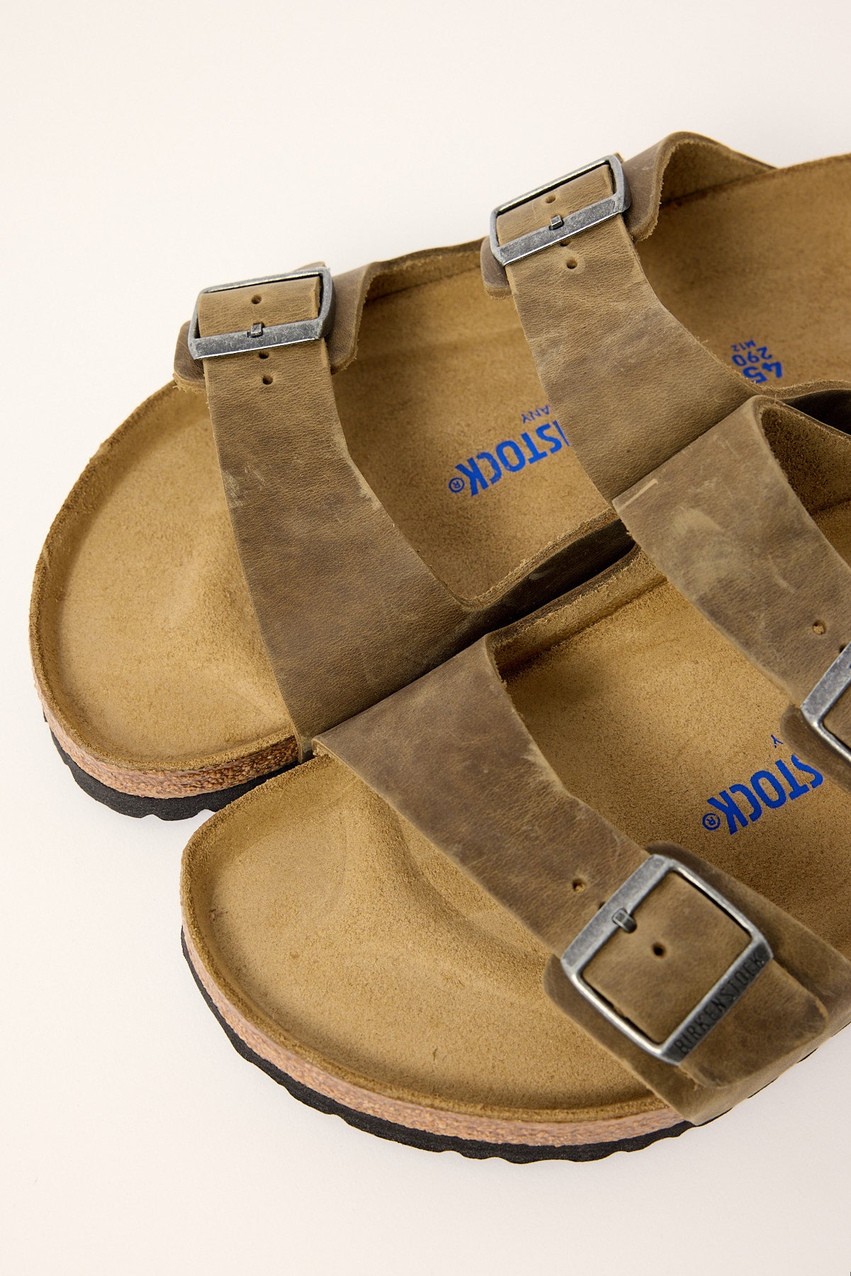 Birkenstock Arizona SFB Oiled Leather Faded Khaki