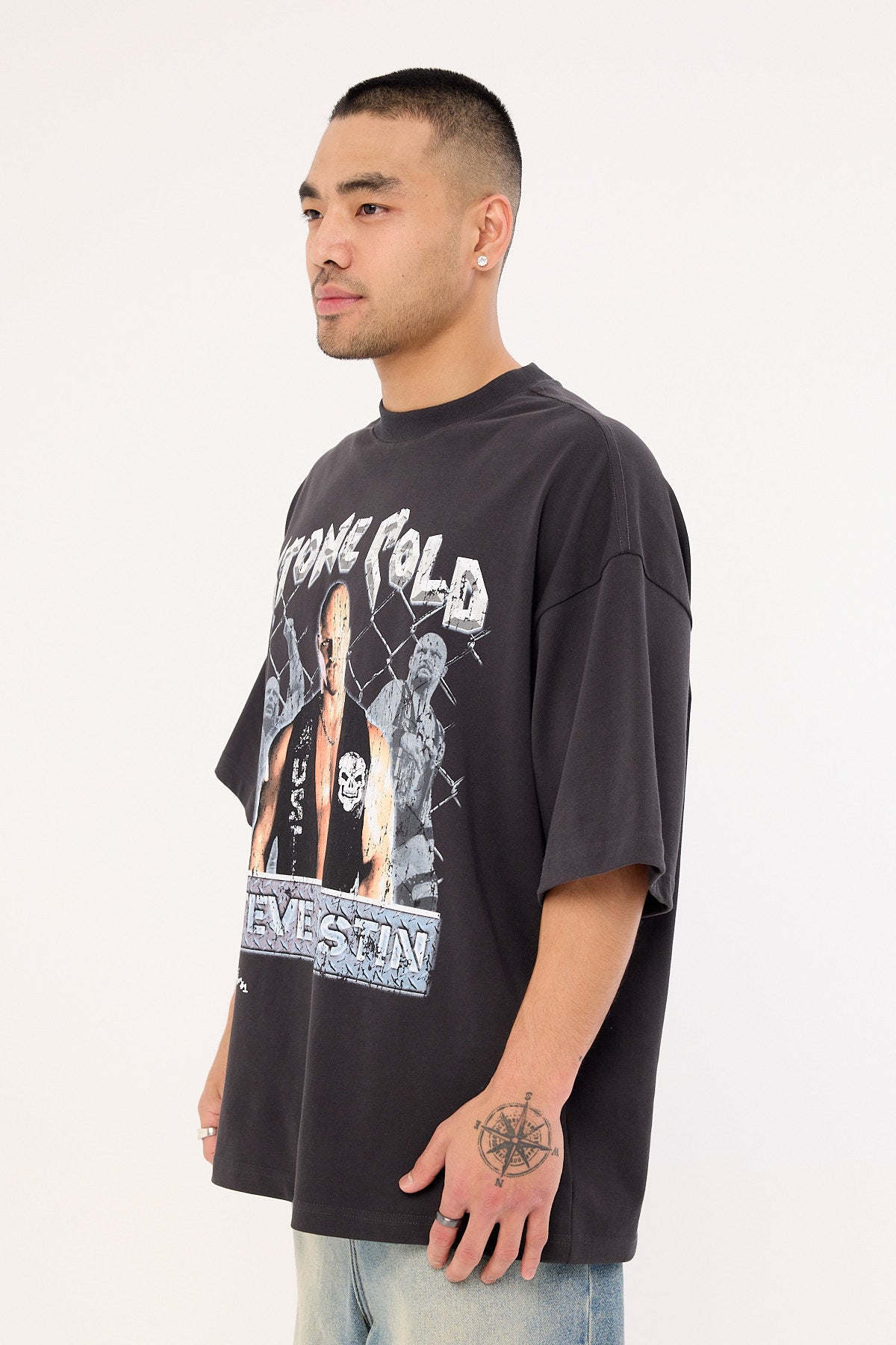 Mitchell & Ness Stone Cold Oversize Boxy Tee Faded Black