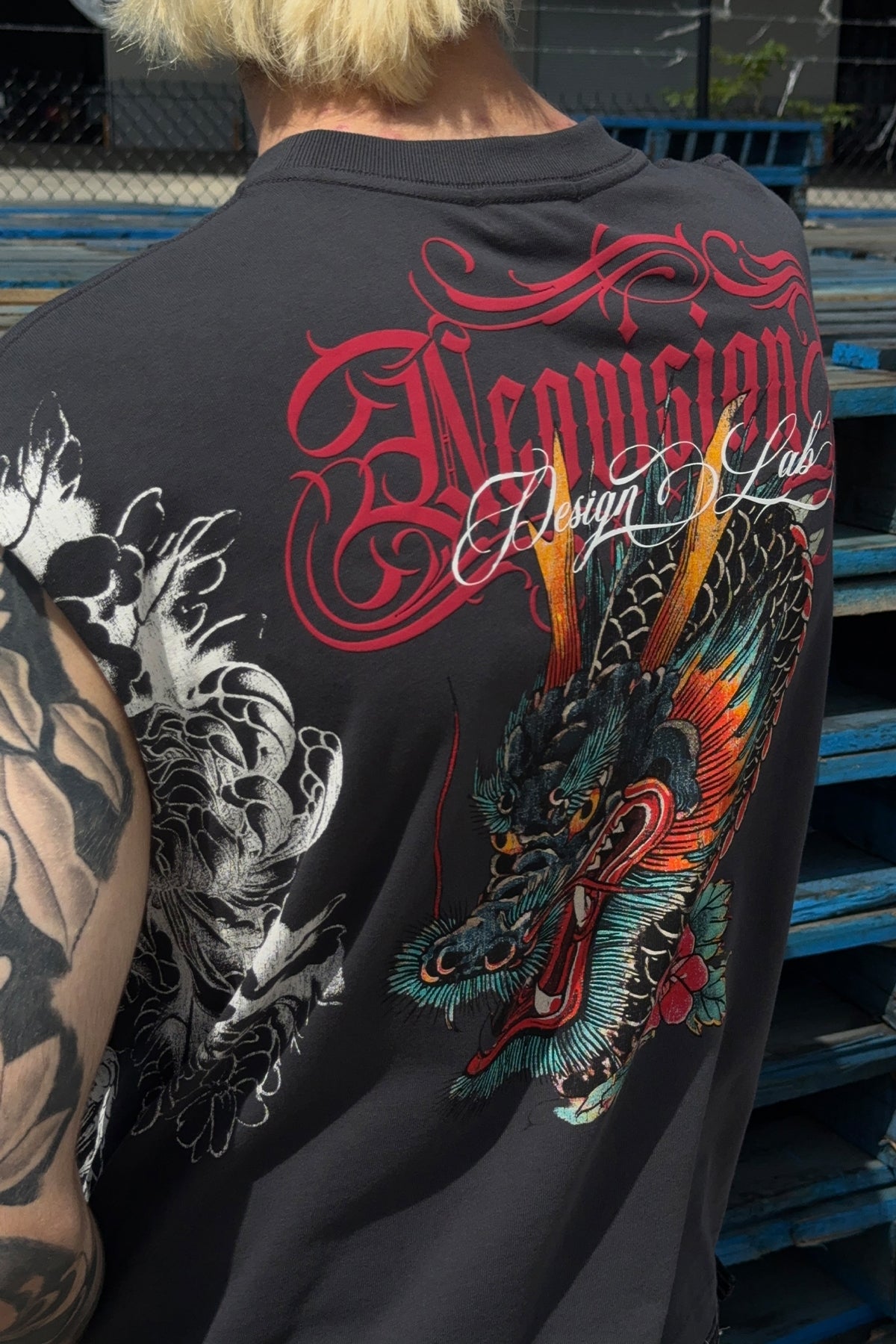 Neovision Yokai Cropped Muscle Tank Ash Black