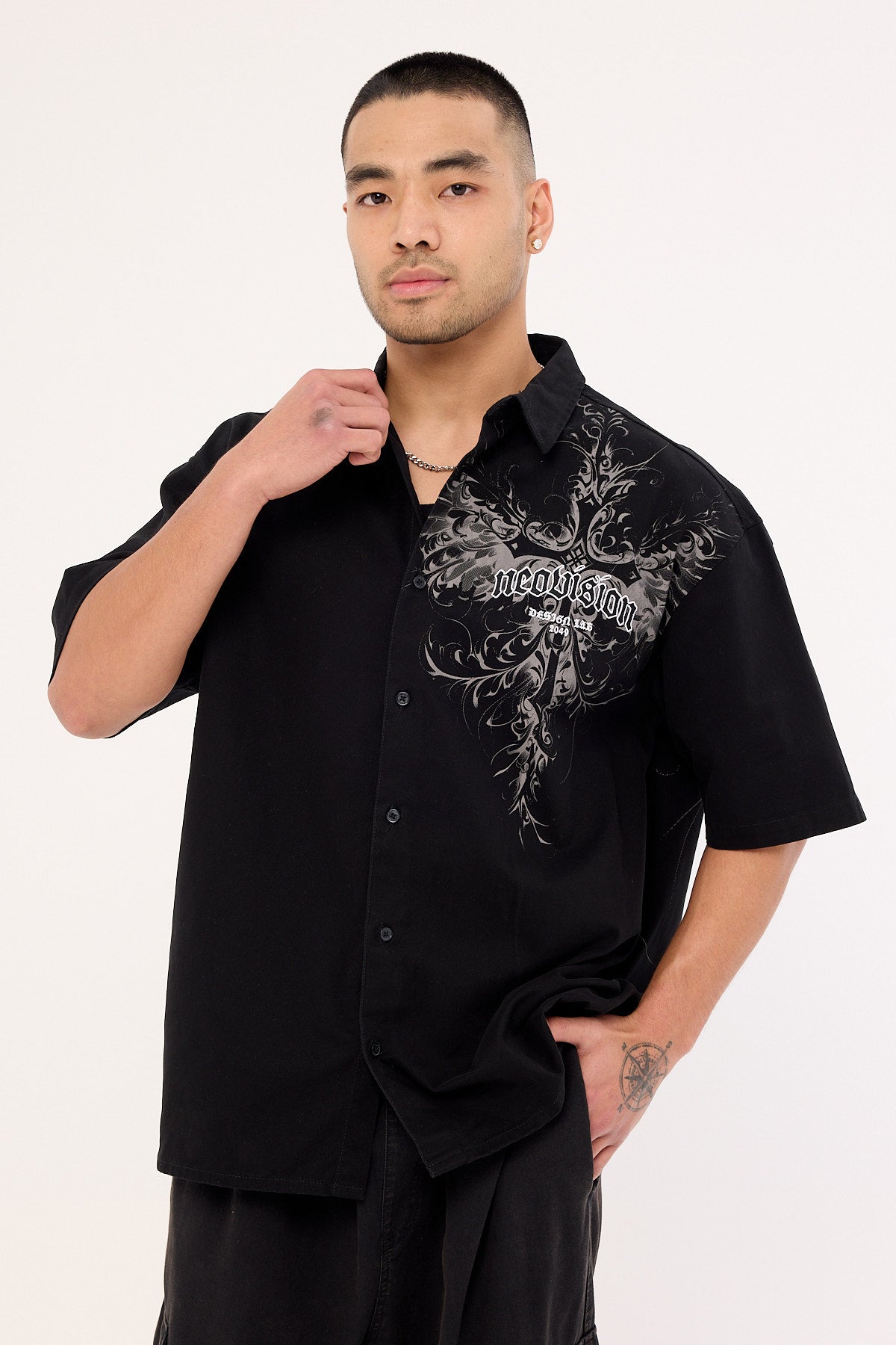 Neovision Fallen Cross Oversize Shirt Black