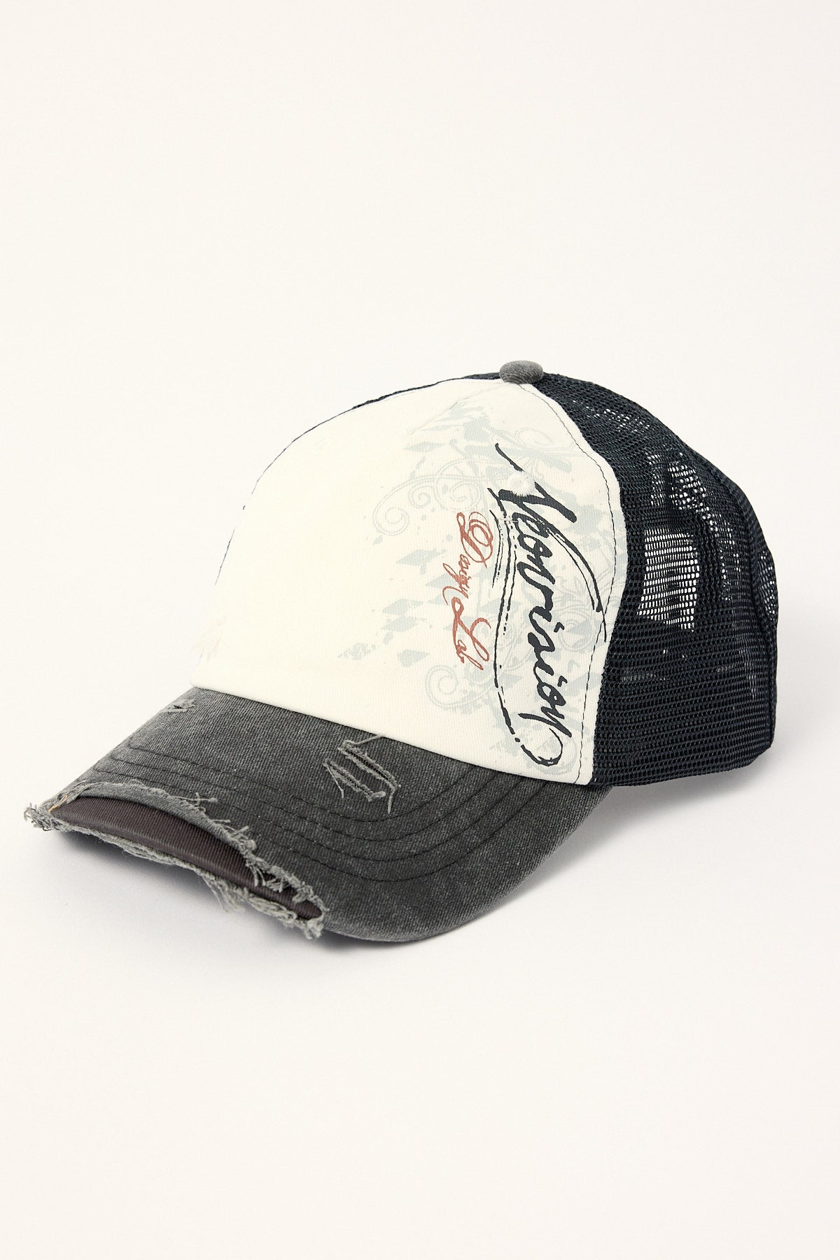 Neovision Wreckage Distressed Trucker Cap Washed Black/White