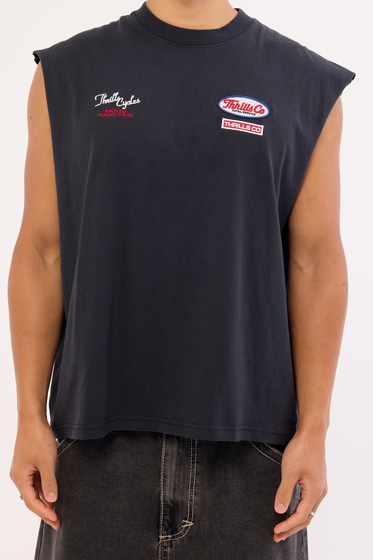 Thrills Double Time Box Fit Oversize Cropped Muscle Tee Twighlight Black