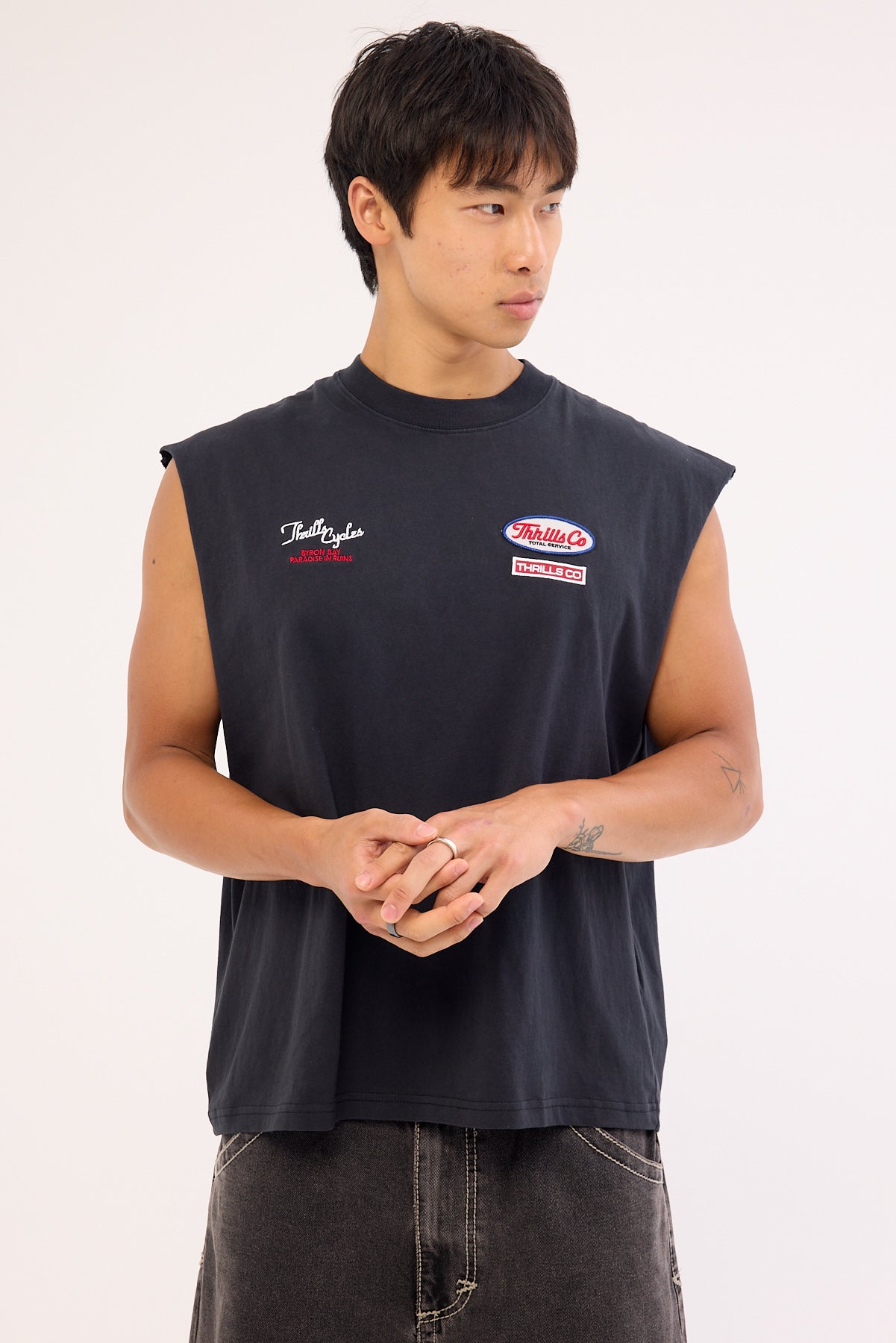 Thrills Double Time Box Fit Oversize Cropped Muscle Tee Twighlight Black