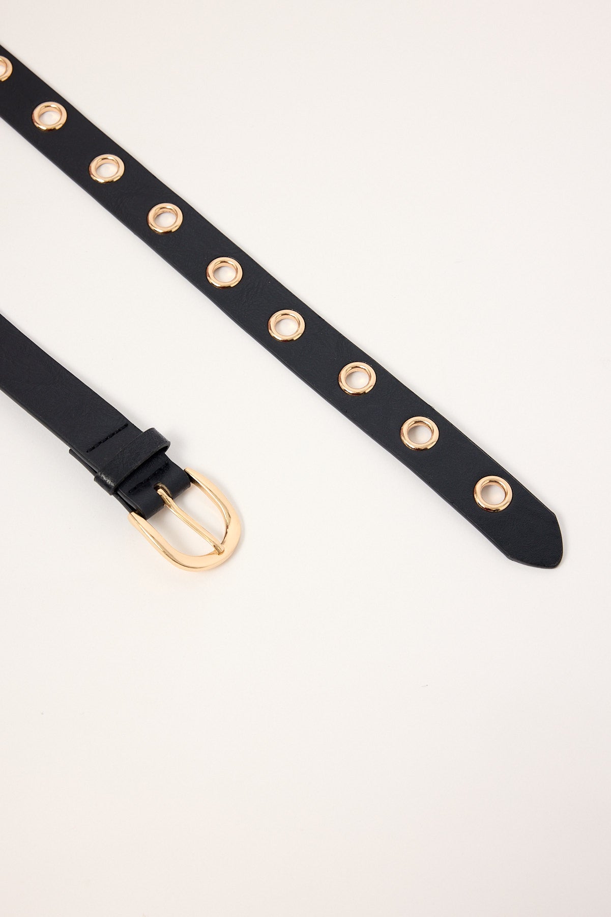 Token Latch Eyelet Belt Black