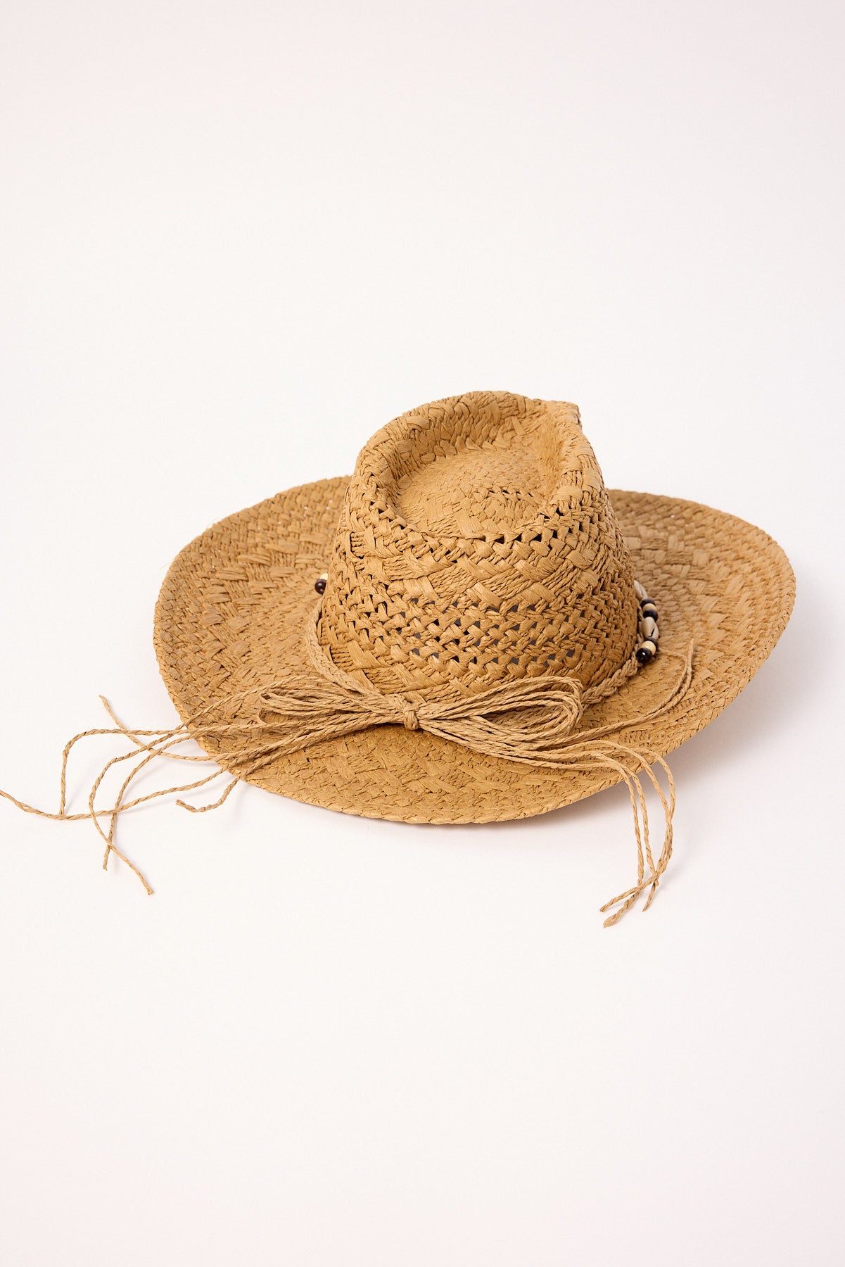 Token Cove Shell  Staw Hat Tan