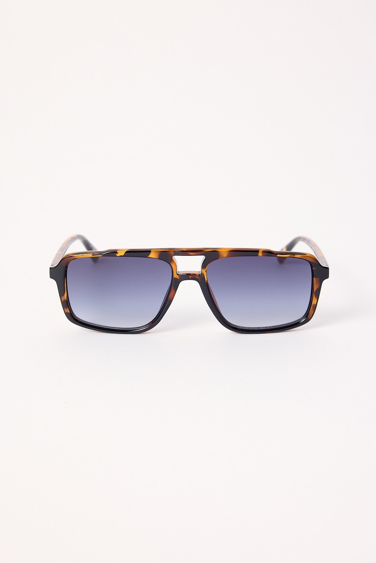 Le Specs Le Gars Tokyo Tort Smoke Grad