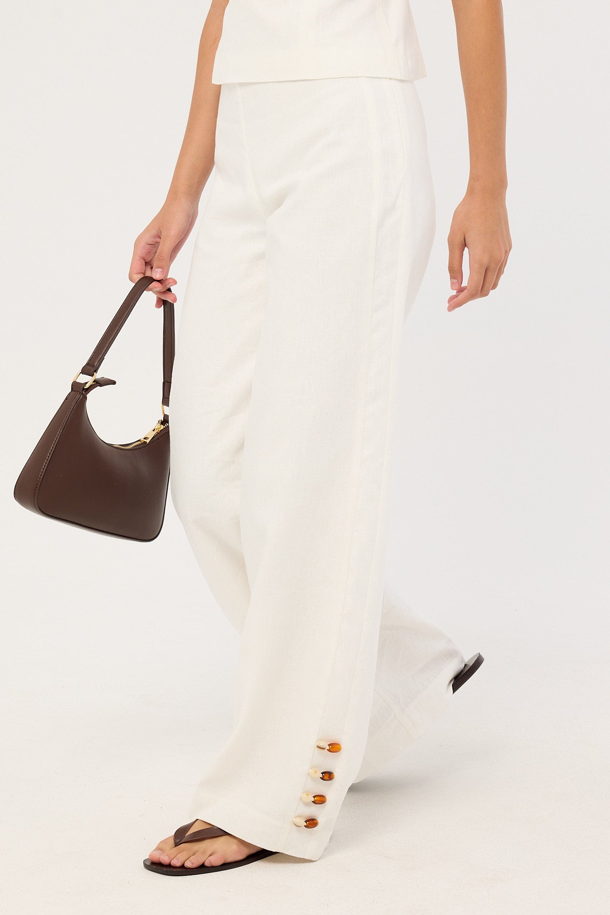 Perfect Stranger Juni Linen Mid Rise Pant White