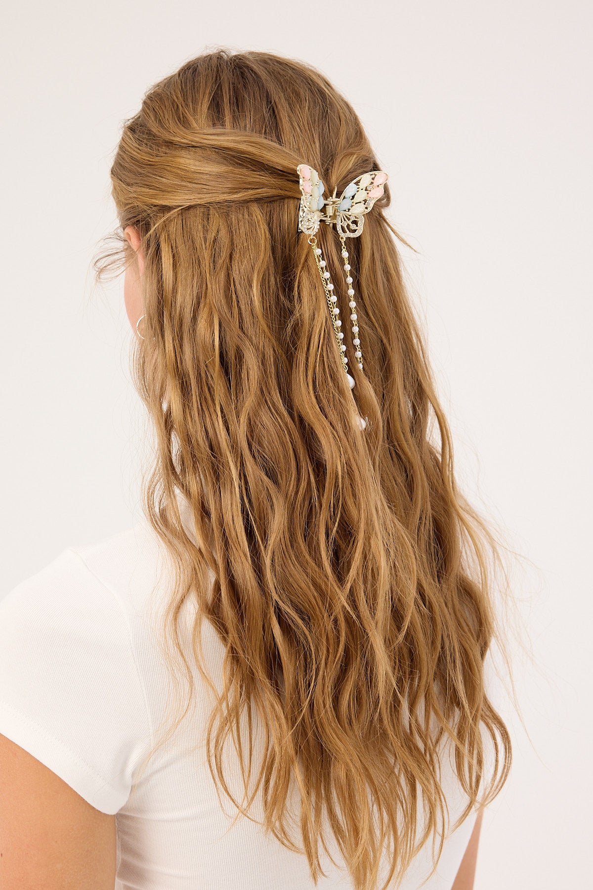 Token Butterfly Pearl Drop Claw Clip Gold