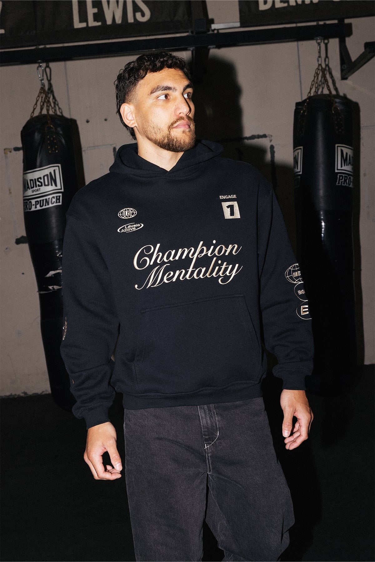 Engage Gloves Up Hoodie Black