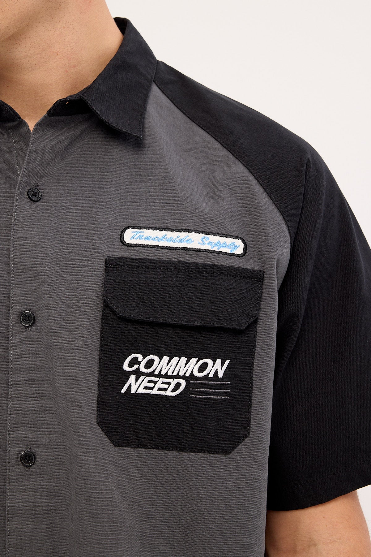 Common Need Ryder Boxy Standard Raglan Shirt Washed Black