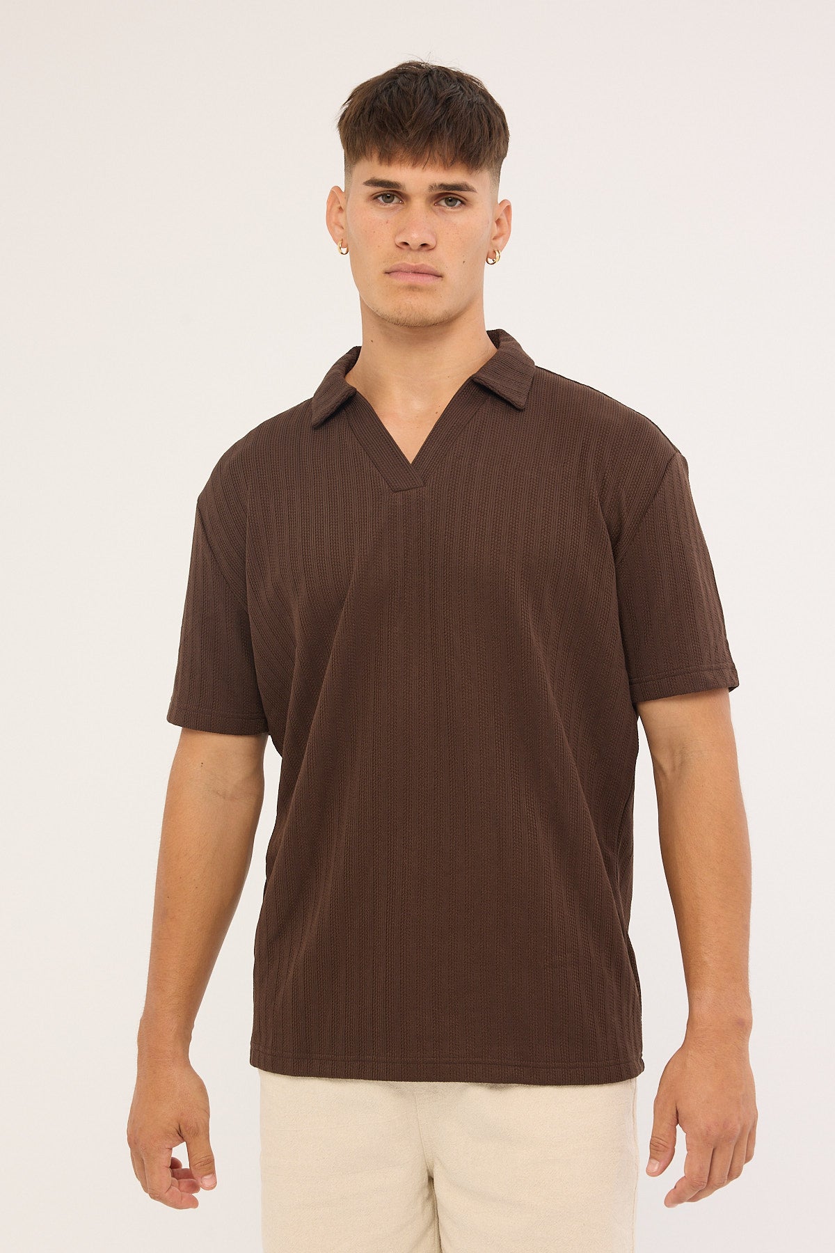 Common Need Arthur Boxy Polo Brown