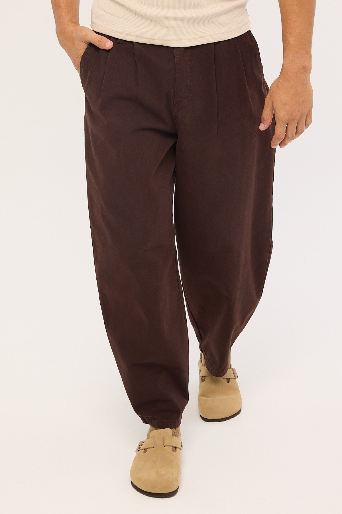 Common Need Blanco Canvas Pleated Tailored Trouser Brown