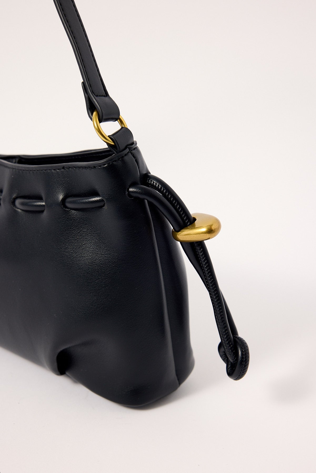 Perfect Stranger Solena Gathered Shoulder Bag Black