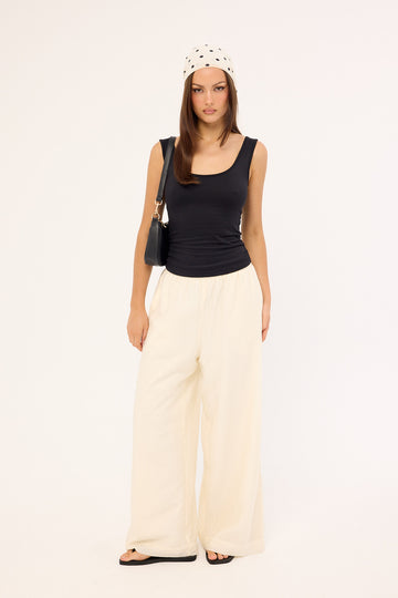 Perfect Stranger Sylvie High Rise Pants Cream