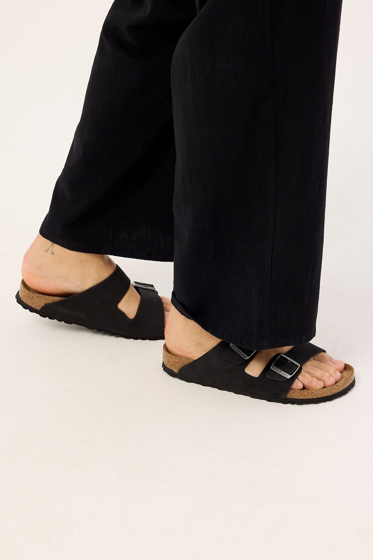 Birkenstock Arizona SFB Nubuck Leather Narrow Black