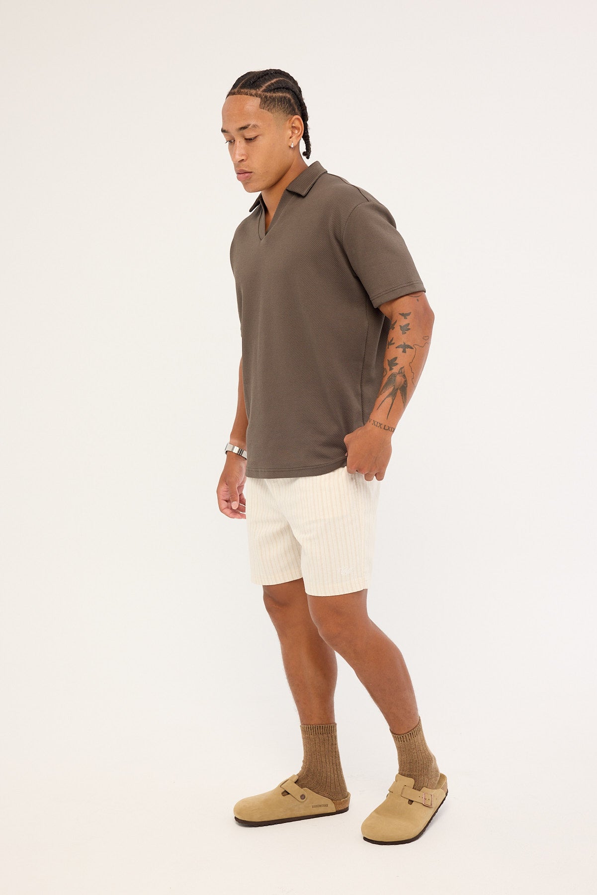 Common Need Jetty Elastic Waist Short Oat Stripe