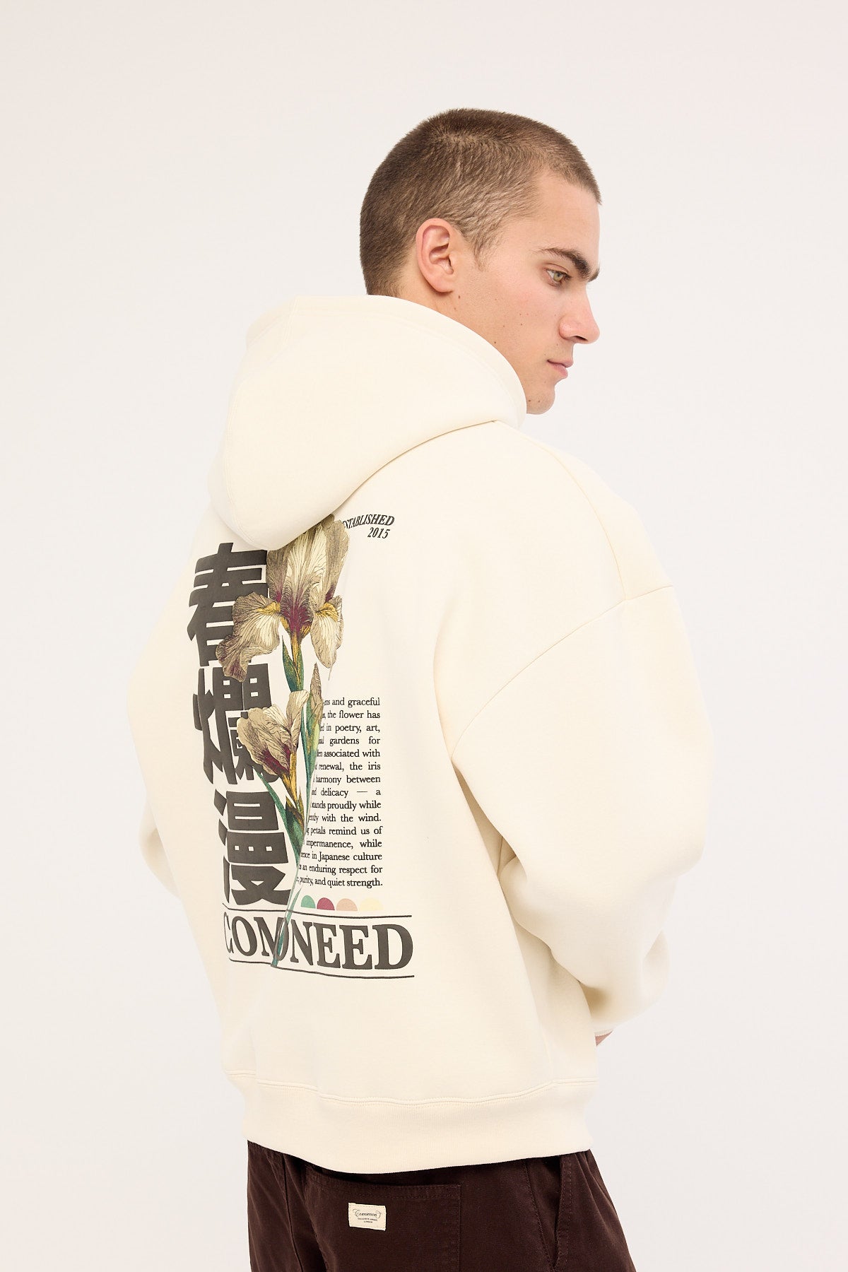 Common Need Yuri Cropped Hoodie Off White