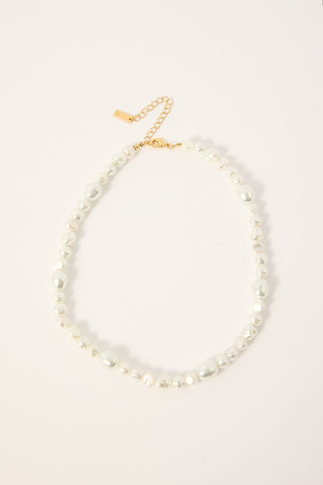 Perfect Stranger Noelia Pearl Necklace Pearl