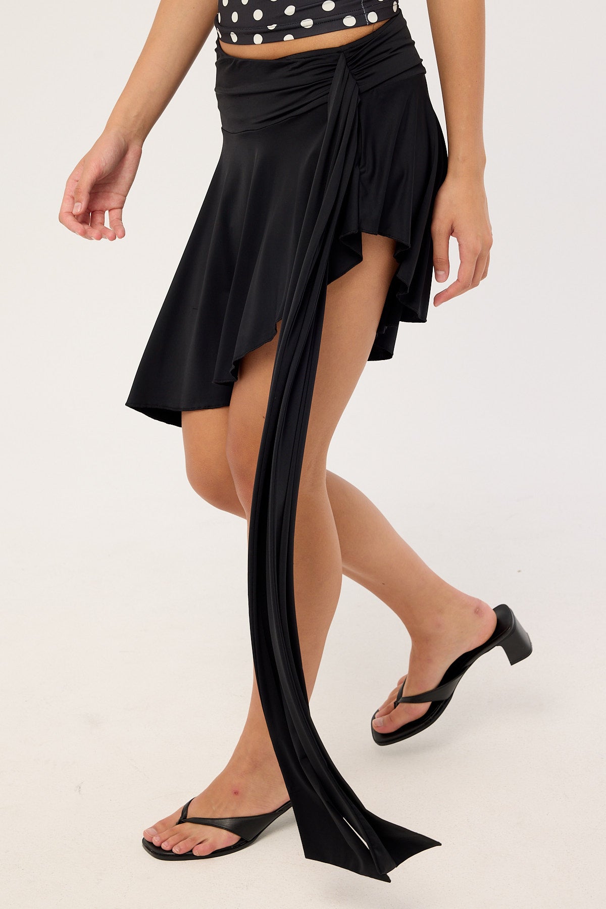 Lioness Safari Midi Skirt Noir