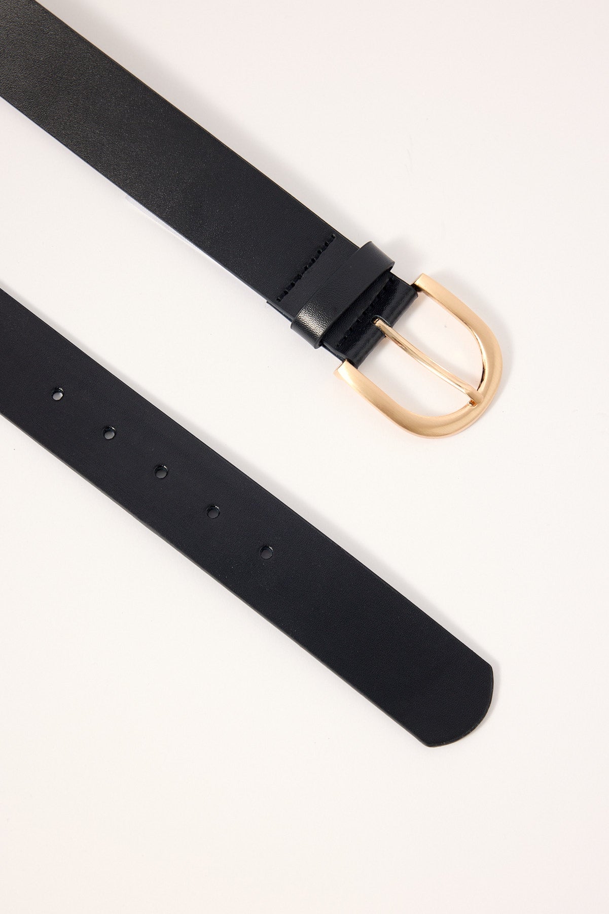 Common Need Path Slim Leather Belt Black