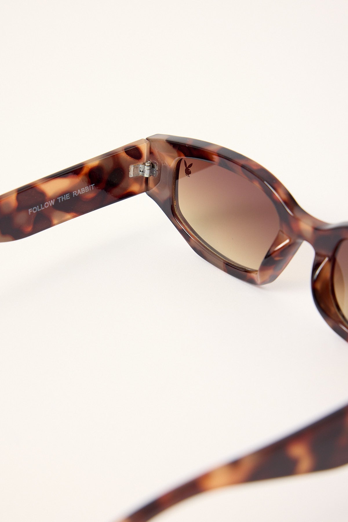 Playboy Follow the Rabbit Tortoise/Brown Lens