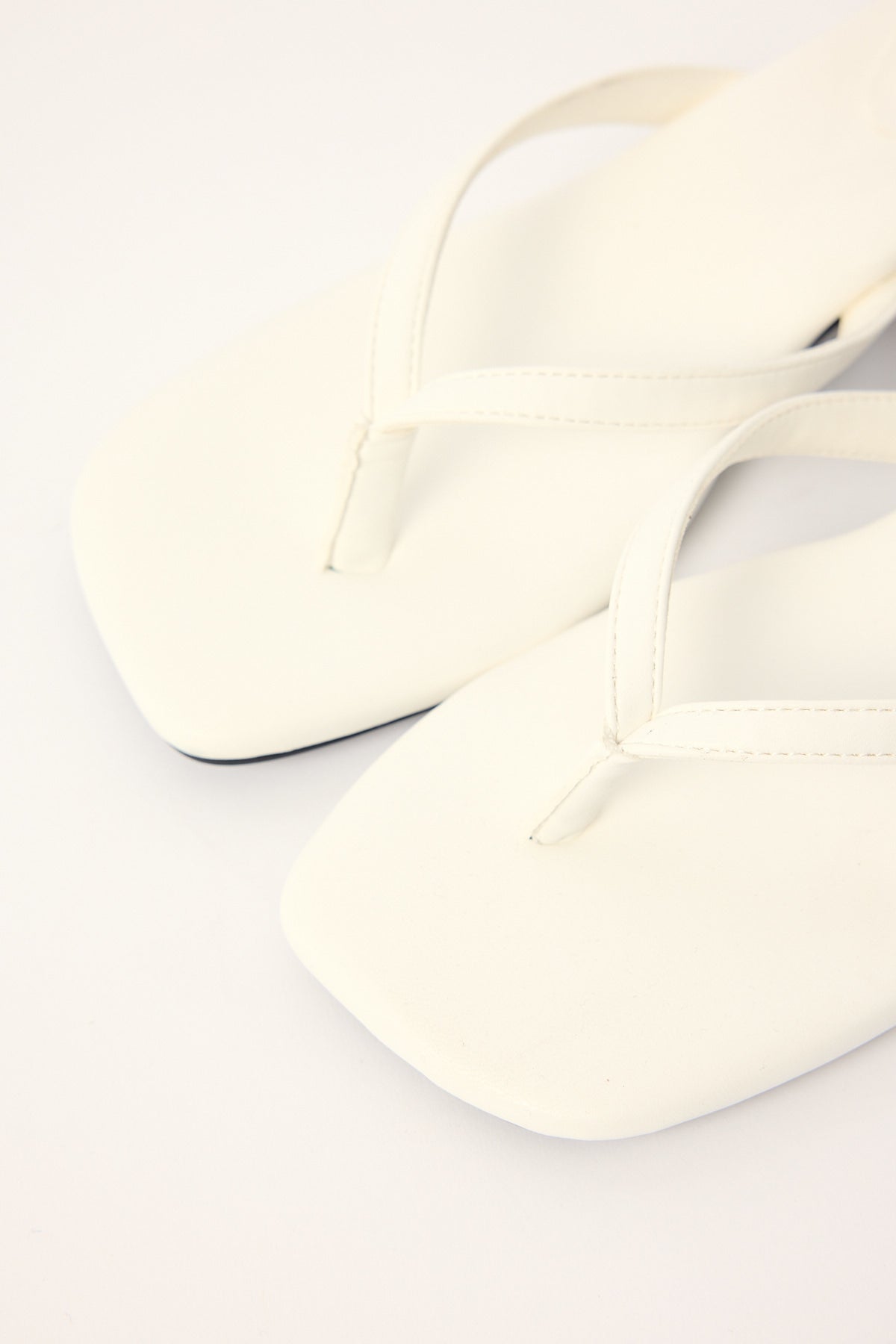 Therapy Heatwave White