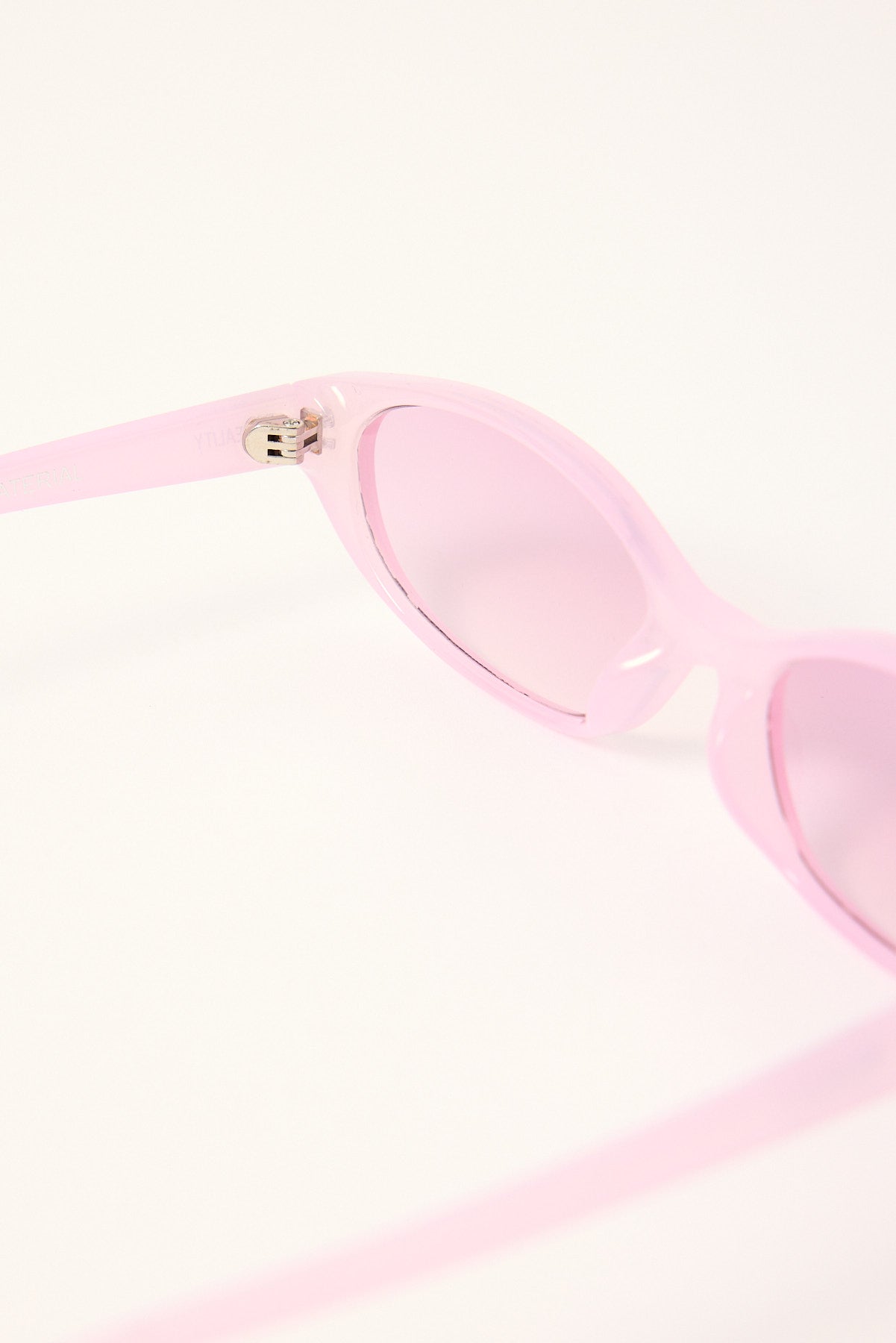 Reality Eyewear Velvet Kitten Milky Pink Sorbet