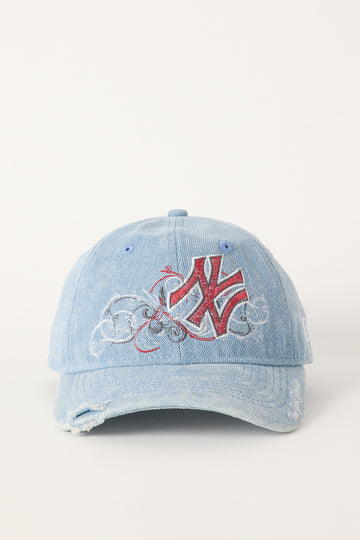 New Era 9Twenty Millennium New York Yankees Cap Light Wash Denim