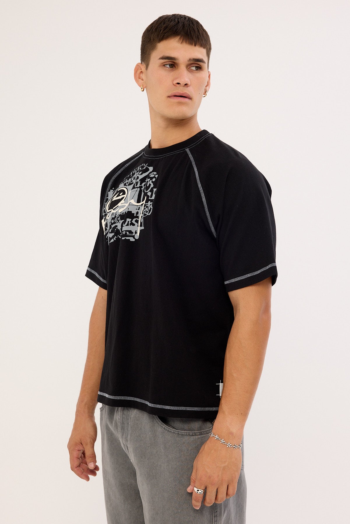 Rusty Riddle Rusty Riddle Me This Stripe Cropped Raglan Tee Black – Universal Store