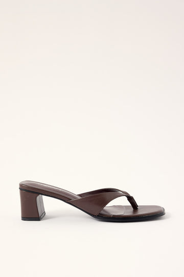 Therapy Sydney PU Thong Heel Smooth Chocolate