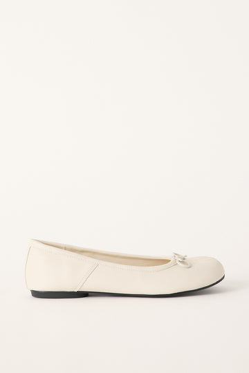 Therapy Hoshi Tabi Ballet Flat Ivory PU
