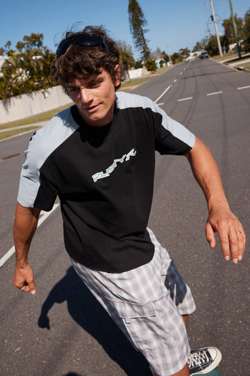 Rusty Bullet Train 2.0 Cropped Tee Jet Black