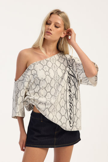Neovision Deadly Intent Off Shoulder Relaxed Tee Cream Print